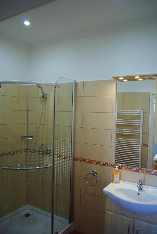 Dobo Teri Apartman Eger Rom bilde